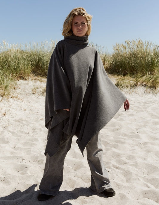 Henriette Steffensen Fleece Poncho in Bark