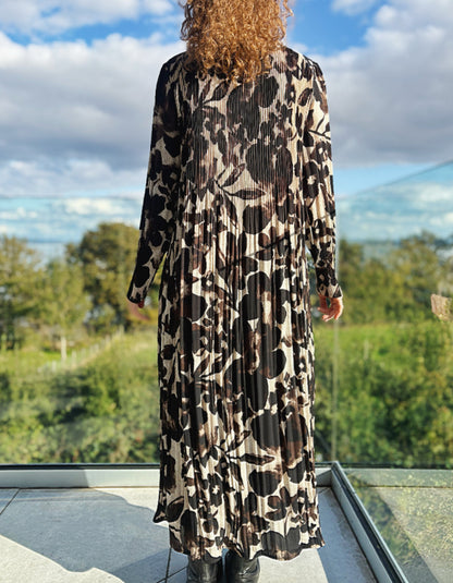 Betty Barclay Pleated Maxi Dress