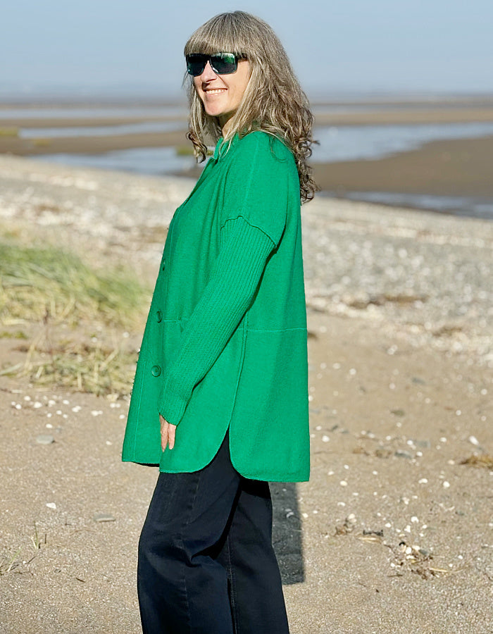 See Saw Ribbed Sleeve Coat in Emerald