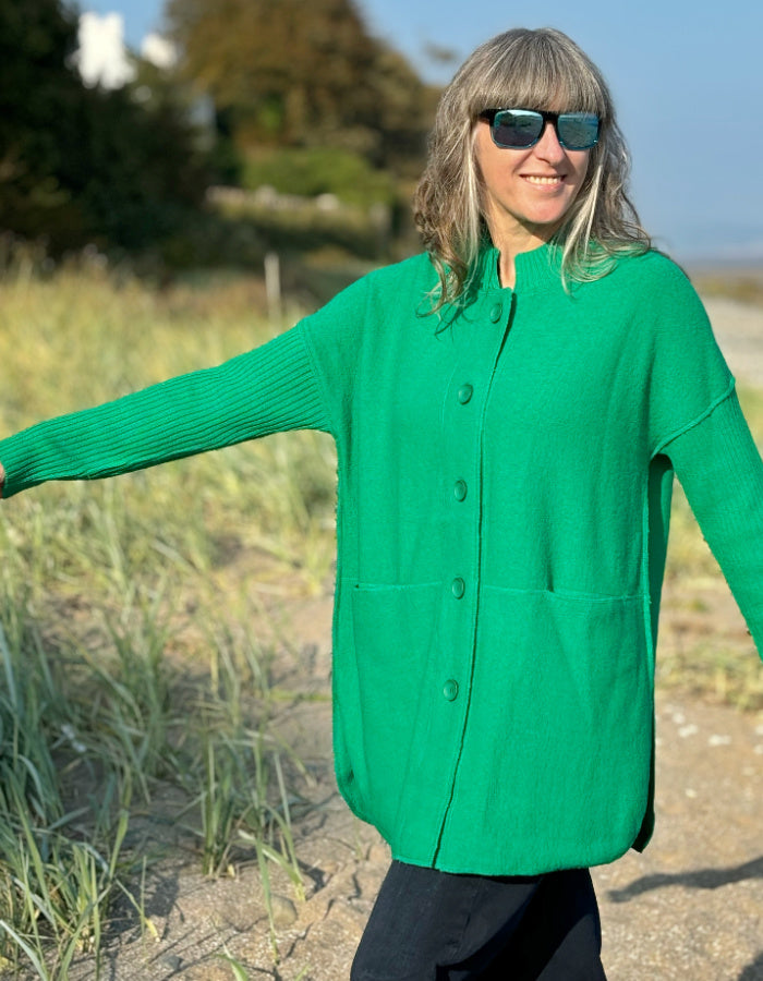 See Saw Ribbed Sleeve Coat in Emerald