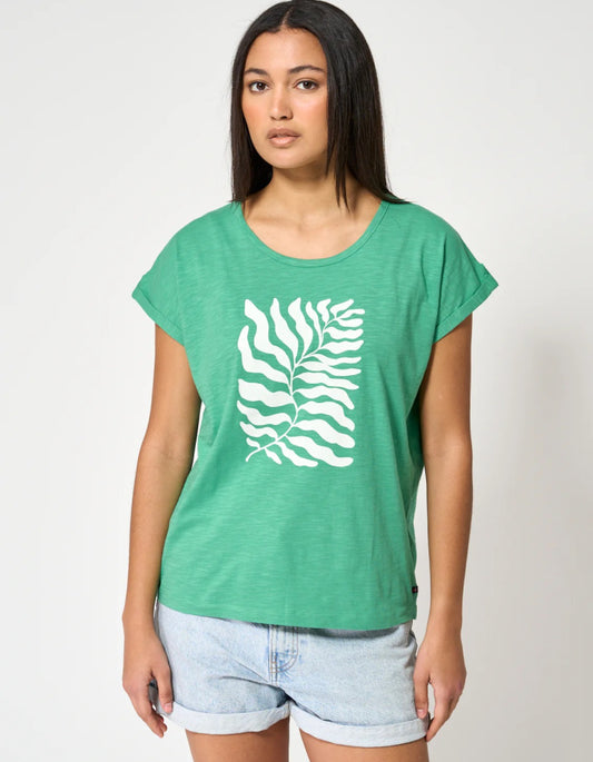 Batela Leaf Print Tee in green