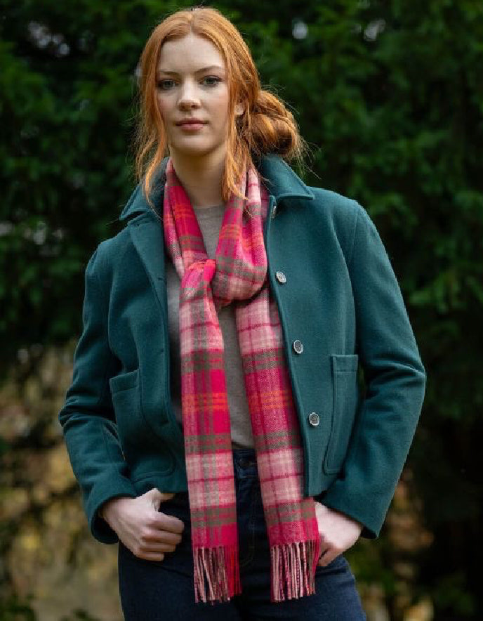Lochcarron Lamswool Scarf in Hunting Rose