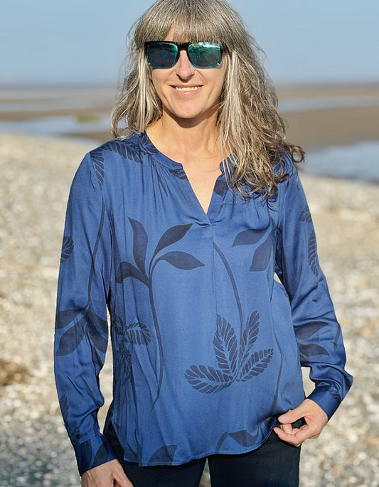 dressy indigo shirt in silky viscose with v shaped neckline