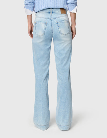 MAC Dream Wide Jean in Wonder Light Denim in Light Azure Blue