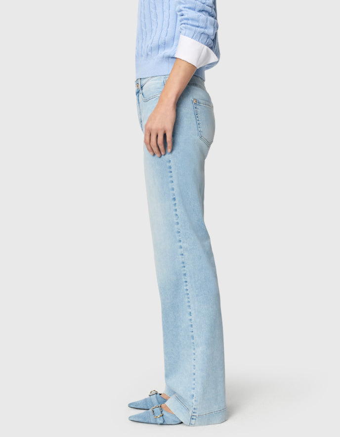 MAC Dream Wide Jean in Wonder Light Denim in Light Azure Blue