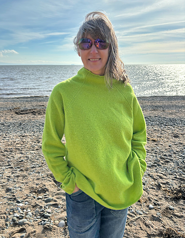 Eribe Corry Raglan Sweater in Luscious Lime