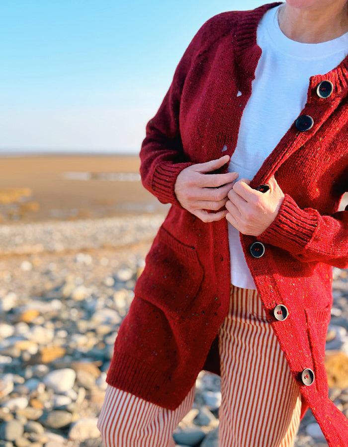 Fisherman out of Ireland Donegal Tweed Cardigan in Robbin