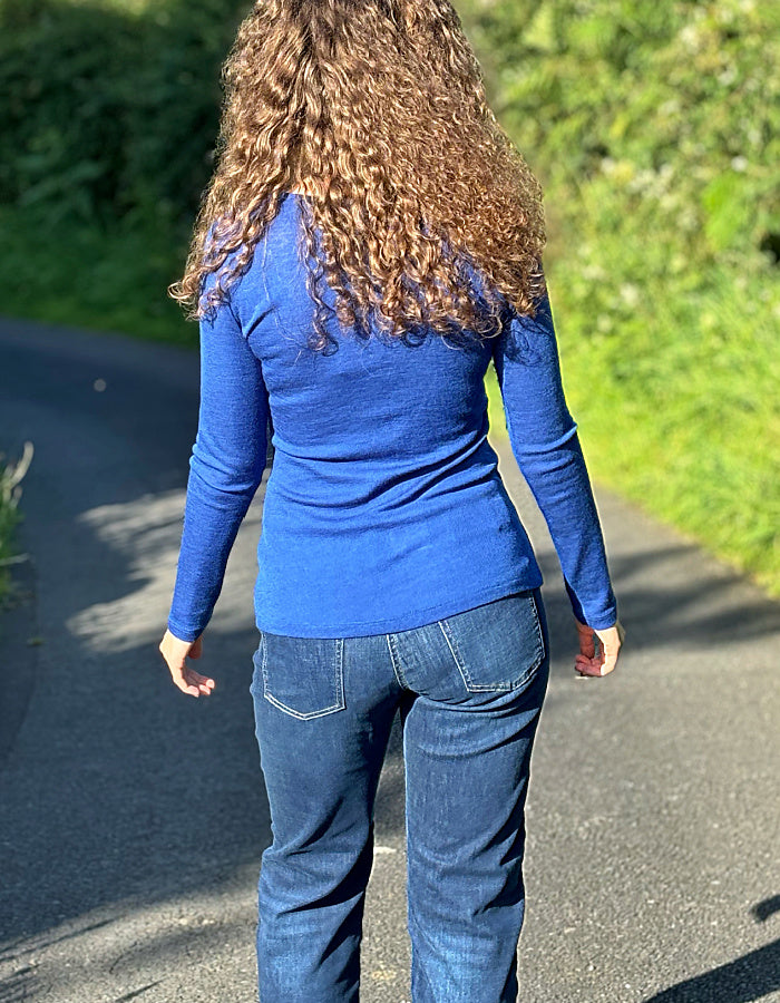 fine merino long sleeve tee in blue