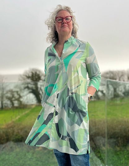 cotton tunic dress with mint green print, button down placket and stand up collar, loose fit, great with summer trousers