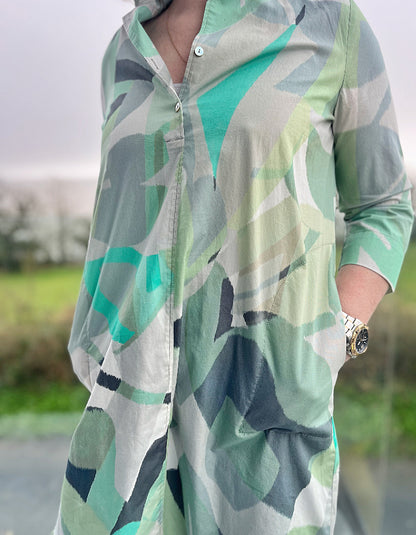cotton tunic dress with mint green print, button down placket and stand up collar, loose fit, great with summer trousers