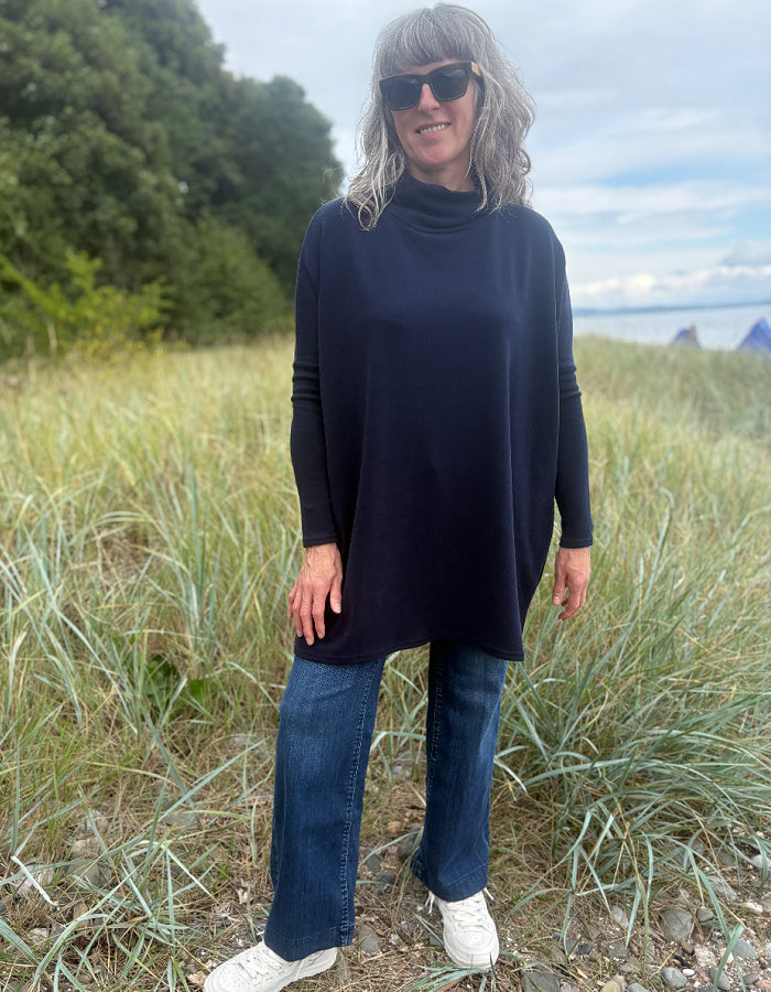 Neirami Luxury Fleece Turtleneck Tunic in Navy