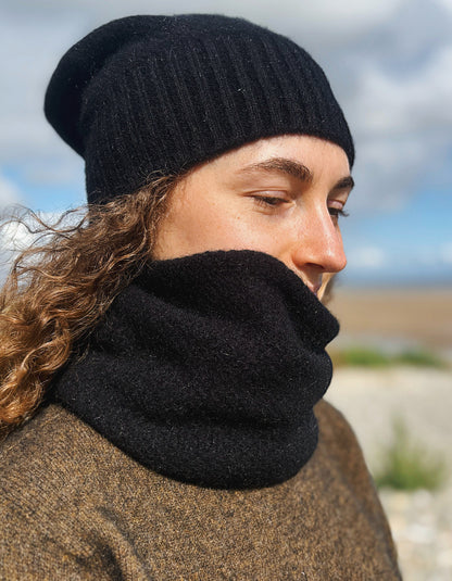 Noble Wilde Moss Stitch Snood in Black
