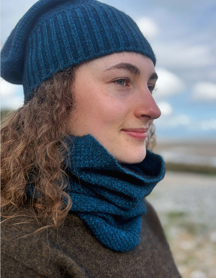 Noble Wilde Moss Stitch Snood in Tui