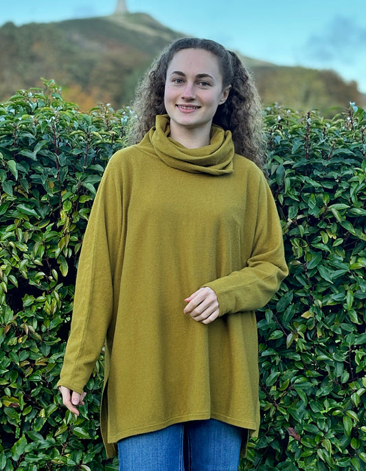 Ochre Cashmere & Wool Turtle Neck Sweater in Moss