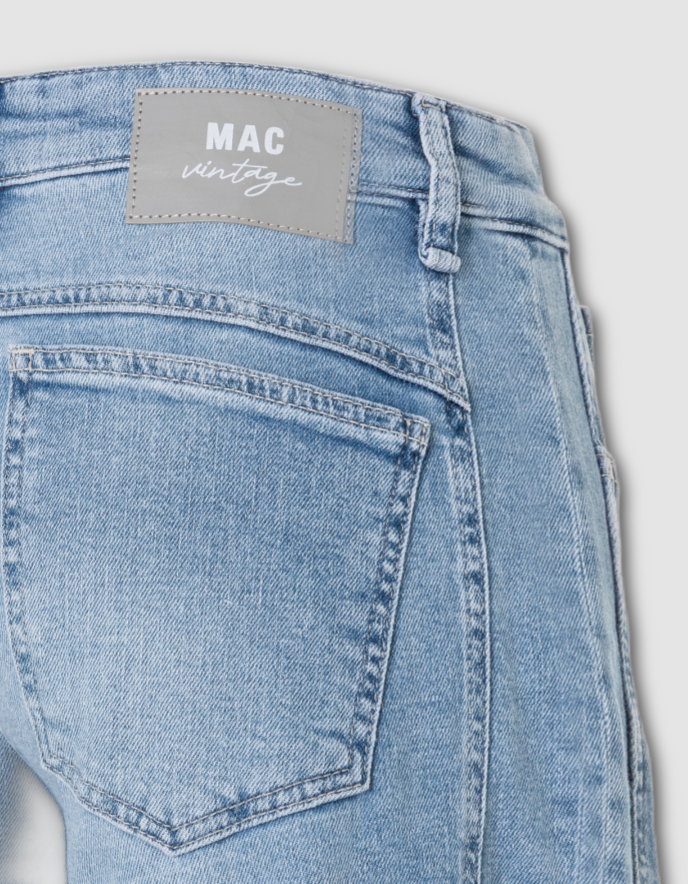 vintage light blue washed barrel jeans