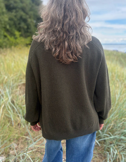 Neirami Ribbed Sweater in Olive