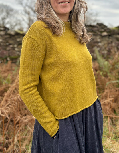 Ochre Pea Cropped Sweater in Moss