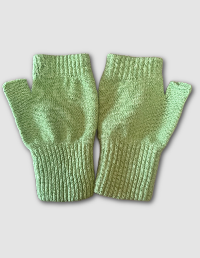 Green Grove Colour Pop Mittens in Peppermint