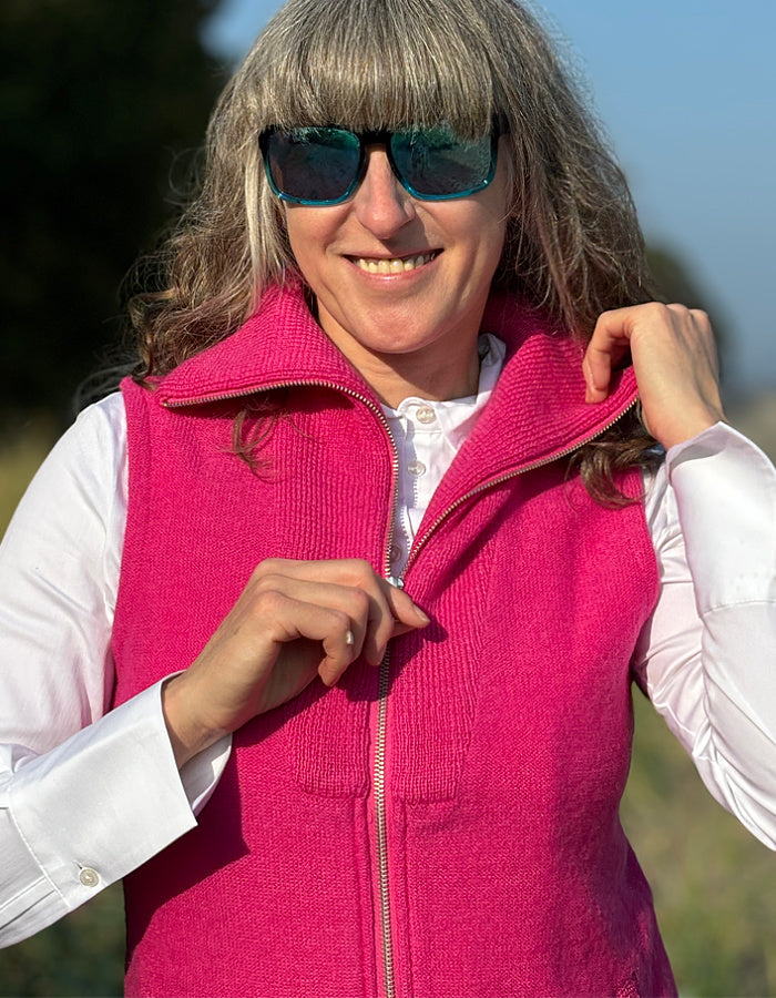 boiled wool pink zip up gilet