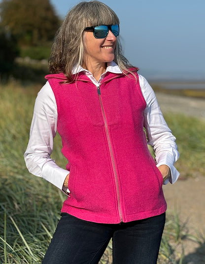 boiled wool pink zip up gilet