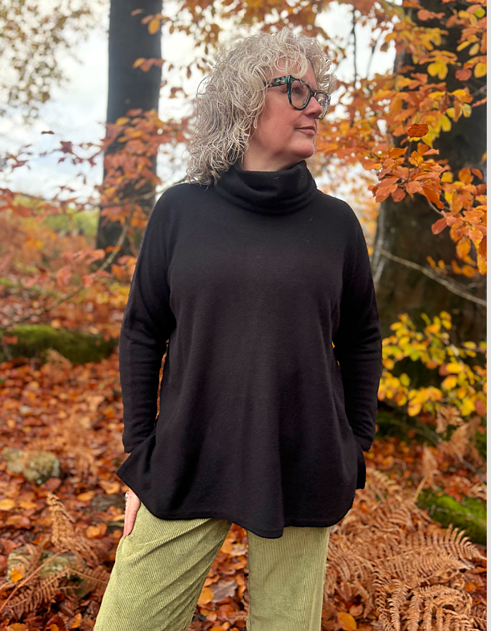 Ochre Carole Oversized Polo in Black Cashmere & Lambswool
