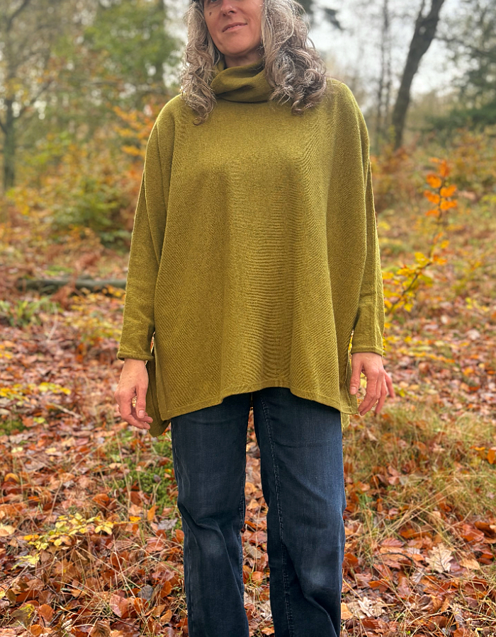 Ochre Carole Oversized Polo in Rusty Red Cashmere & Lambswool