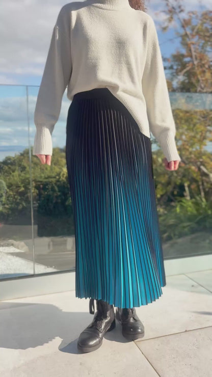 Pomodoro Ombre Pleated Skirt in Peacock