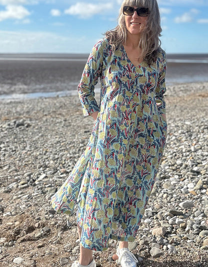 cotton kaftan dress with long sleeves and side splits in handblocked print