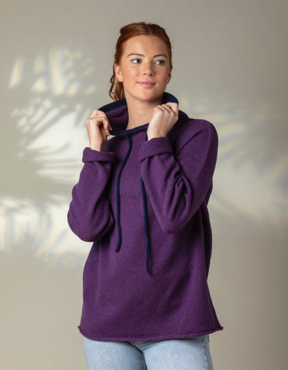 Eribe Corry Hooded Sweater in Aubergine