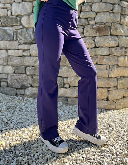wide leg pull on trouser with elasticated waist in purple