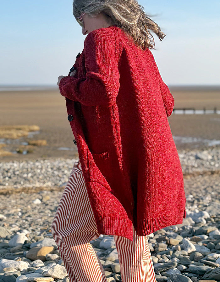 Fisherman out of Ireland Donegal Tweed Cardigan in Robbin