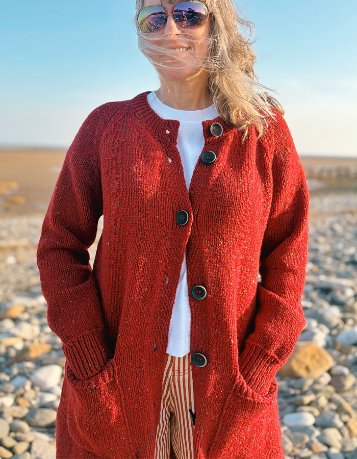 Fisherman out of Ireland Donegal Tweed Cardigan in Robbin