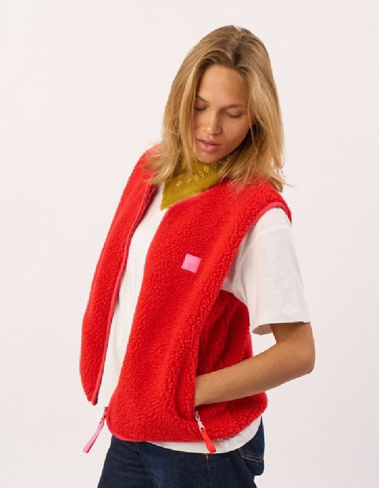 Billy Belt Sherpa Vest in Red
