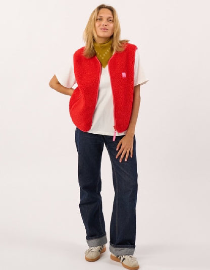 Billy Belt Sherpa Vest in Red