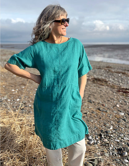 Cut Loose Relaxed Dress in Riviera