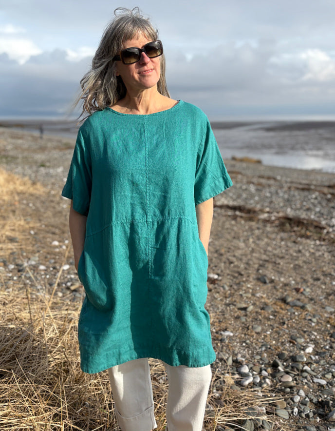 Cut Loose Relaxed Dress in Riviera