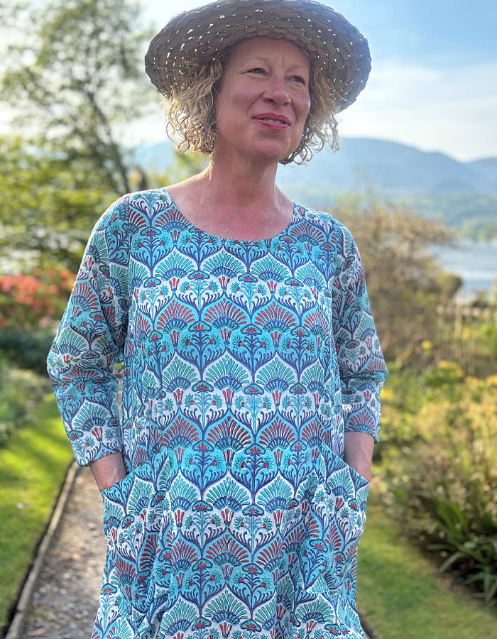 Nila Rubia Roshan Tunic in Aqua Fan Print