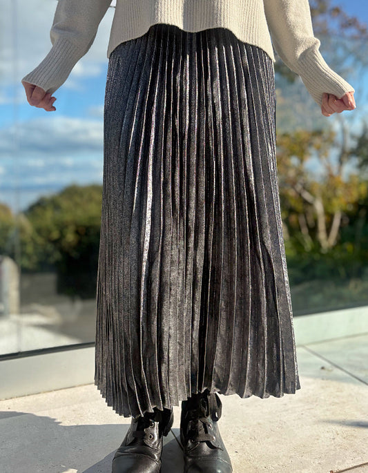 Pomodoro Metallic Pleated Skirt