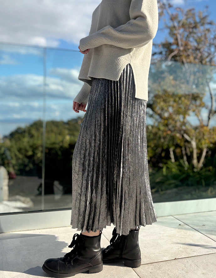 Pomodoro Metallic Pleated Skirt