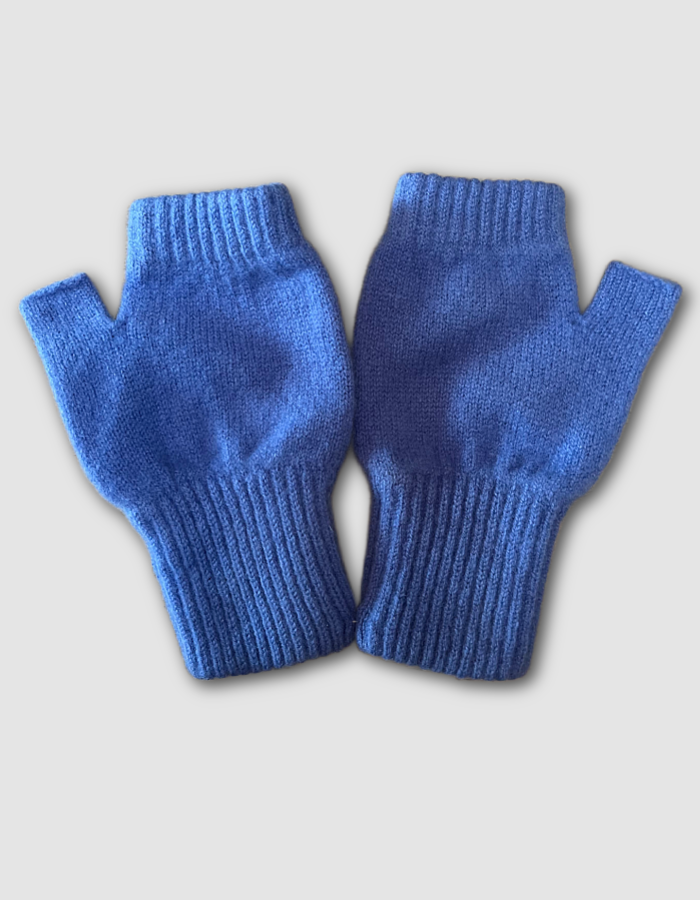 Green Grove Colour Pop Mittens in Sky