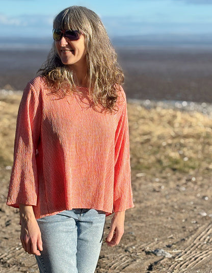 summer top with round neck and 3/4 length sleeves in viscose gingham check in clay orange and white 