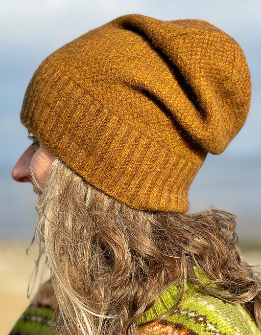 Noble Wilde Floppy Beanie in Tahiti