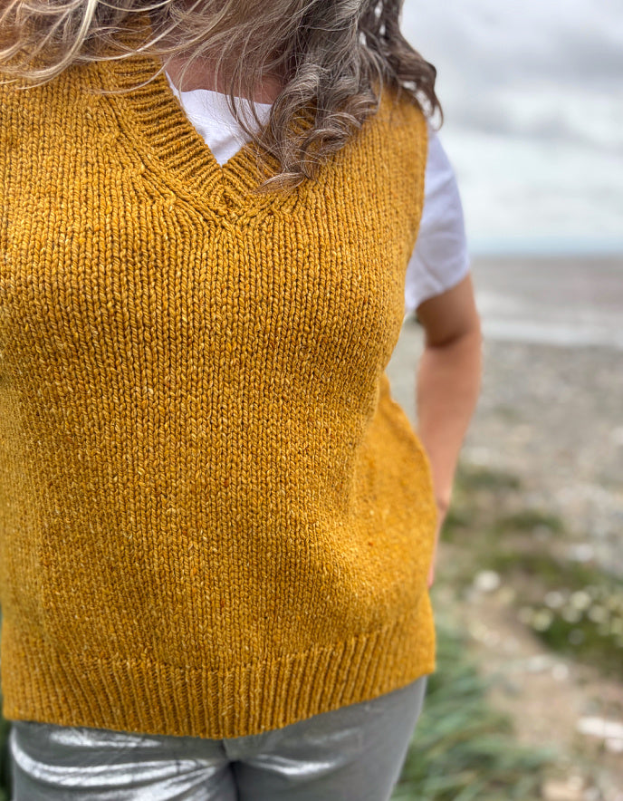 Fisherman out of Ireland Donegal Tweed V-Neck Tank Top in Honey