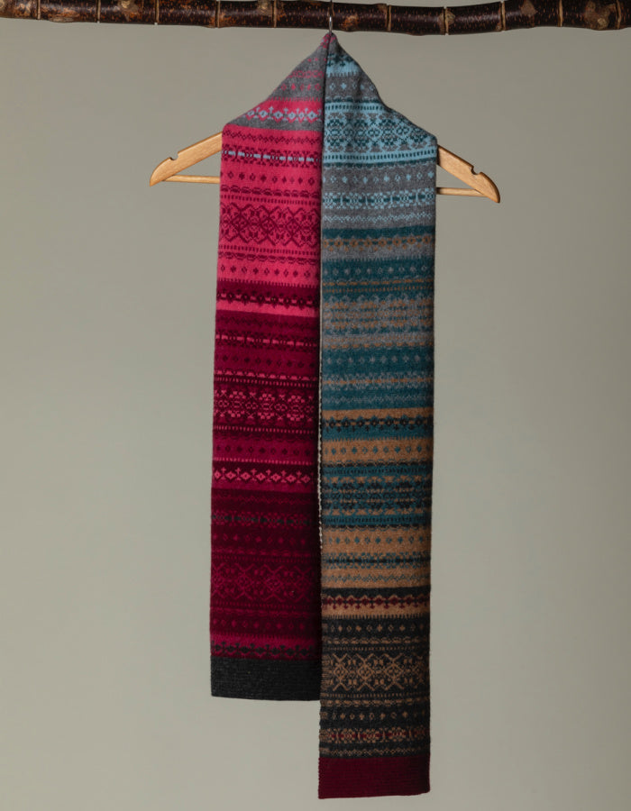 Eribe Alloa Fair Isle Scarf in Velvet