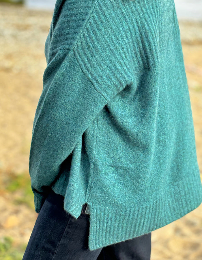 Mansted Zaga Sweater in Dark Aqua