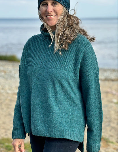 Mansted Zaga Sweater in Dark Aqua