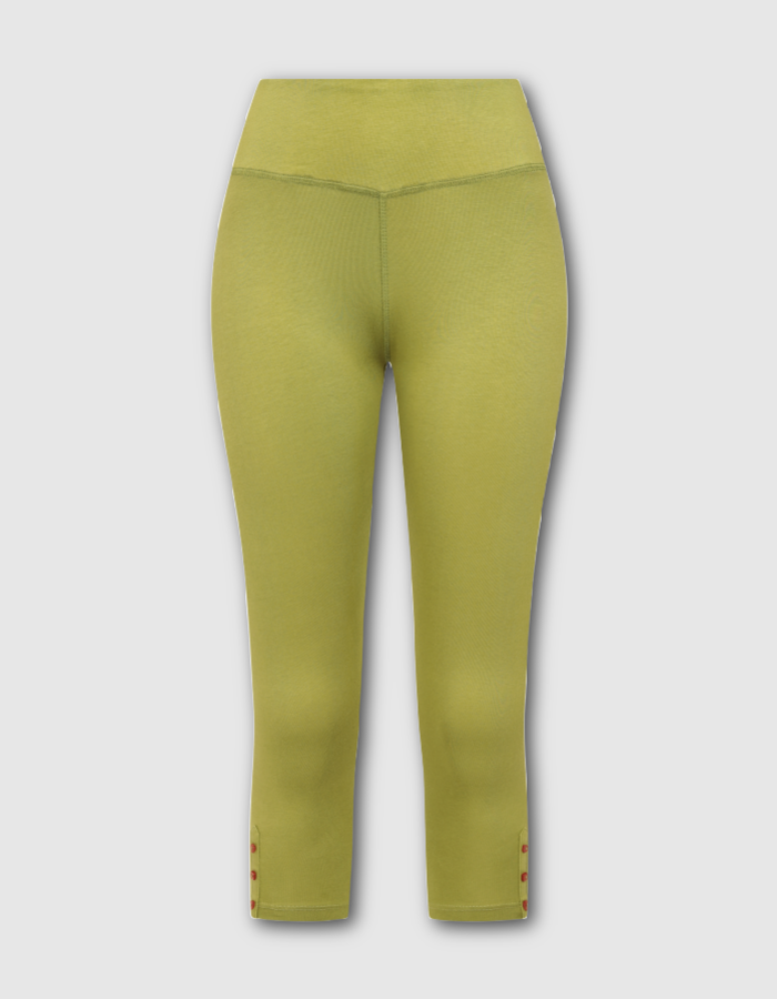 organic cotton 3/4 length cropped leggings in olive green